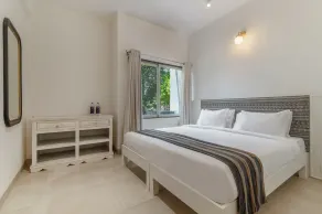 Sterling Stolen Heaven Lonavala - Room