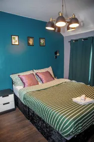 2BR Home in Manchester near Etihad Stadium with Parking - Room