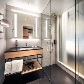 IntercityHotel Paderborn - Bathroom
