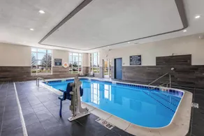 Four Points by Sheraton Elkhart - Piscine