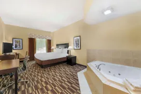 Best Western PLUS Victor Inn & Suites - Chambre