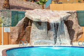 Highland Estates Condotel - Piscine