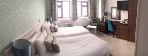 The Pines Hotel - Chambre