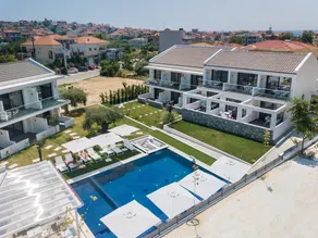 Epicentrum Suites - Piscine