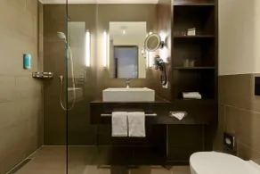 ATLANTIC Hotel Lübeck - Bathroom