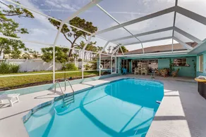 Heated Pool Pet Friendly Sleeps 9 Family - Pool