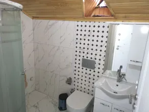 Ayka - Bathroom