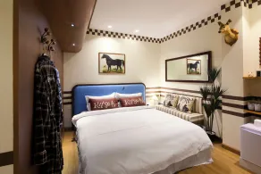 Kitsch Hotel - Habitación