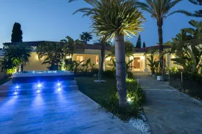 Exclusive 5star sea view villa Elviria - Piscina