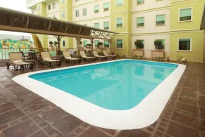 Staybridge Suites Queretaro by IHG - Pool