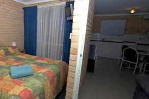 Esperance Beachfront Resort - Room