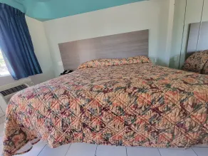 Maxim III Motel - Room