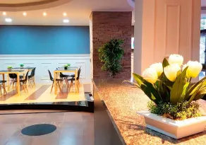 Hayer Hotel - Rezeption