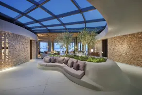 Mandarin Oriental, Costa Navarino - Resepsjon