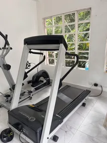 Hotel Curitiba Campo Comprido - Gym