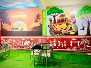 MAHAMAYA CONVENTION and HOTEL - Speisen
