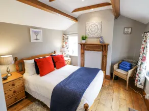 The Cottage - Room