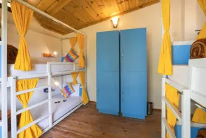 goSTOPS Mukteshwar - Hostel - Room