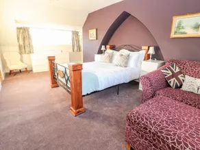 Livingstone House - Camera