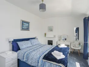Casa rural apta para familias con barbacoa y jardín | Vistas a la playa | Admite perro - Habitación