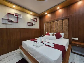 RESORT SAIKAT SARANYA - Rom