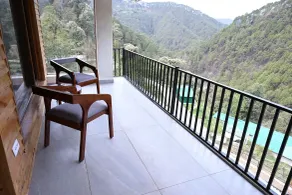 Valley View Retreat Stays - View from room