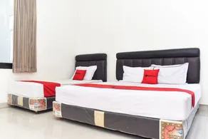 RedDoorz near Alun Alun Wonosobo - Chambre