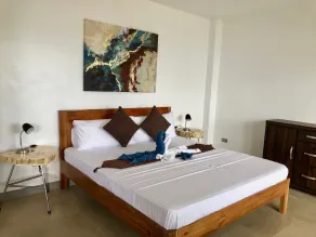 Sunset Cove Beach & Dive Resort - Room
