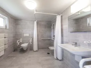B&B HOTEL Wuppertal-City - Bathroom