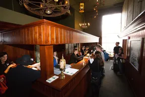 McMenamins Anderson School - Réception