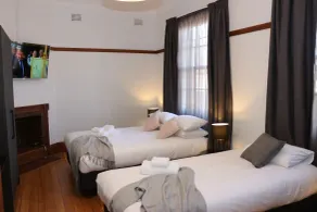Guildford Hotel - Room