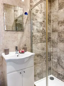 Zozy Gladstone - Bagno