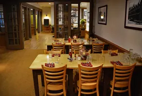 National Park Inn - Restaurant
