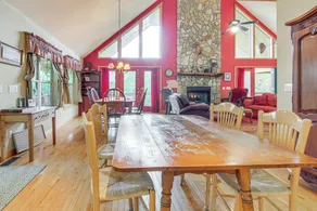 Pisgah National Forest On-site: Home in Burnsville - Interiör