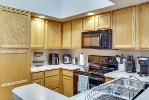 Pool Access & Balcony! Colorado Springs Getaway - Innenbereich