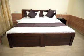 Panch Aarohan Hotel King - Room