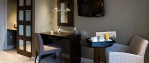 Castle Hotel & Apartments - Zimmer