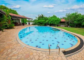 Kumudu Valley Resort - Piscina