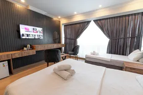 Highway 34 Hotel - Room