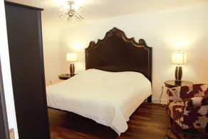 Stanford House - Room