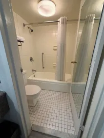 Wilkes-Barre Inn & Suites - Salle de bain