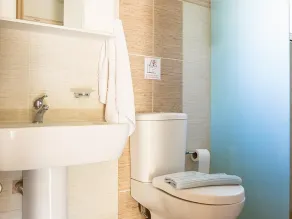 Quiet Place With Efflorescent Garden - Salle de bain