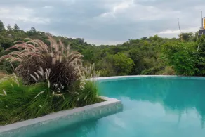 Monte Vista by StayJadePrivate Pool 1hr HsrTurf - Piscina