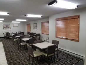 Americas Best Value Inn and Suites Bismarck - Restaurant
