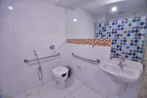Hotel Atlântico Avenida - Bathroom