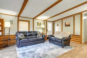 Fire Pit: Family-friendly Cabin in Gillett! - Intérieur