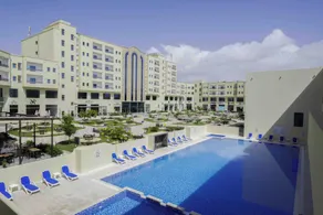 The Plaza Hotel & Resort - Pool