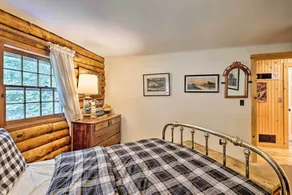Private Wooded Cabin: 7 Mi to Mount Snow! - Innvendig