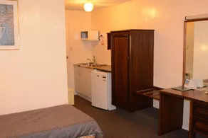Abbeycourt Motel - Room