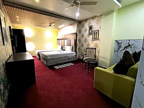 Surya Regency - Habitación